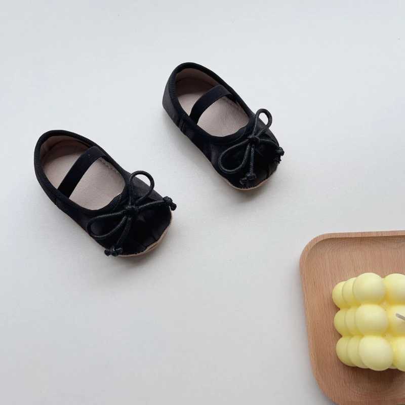 Girls shoes childrens shoes autumn new soft soled baby walking shoes fashionable girls baby princess shoes anti slip leather shoes Zapatos Ni a X25012