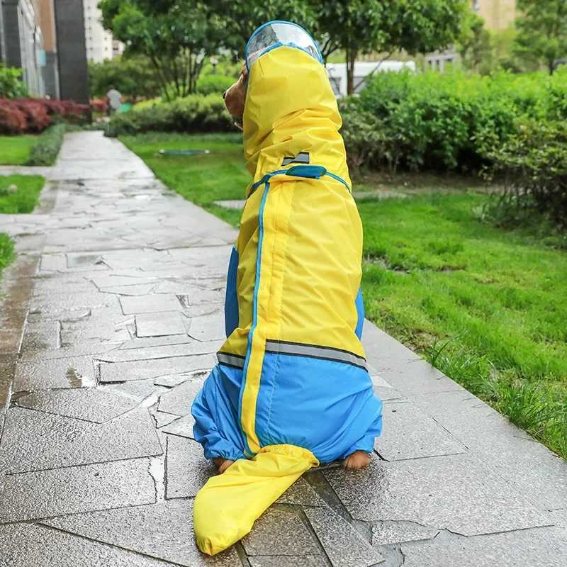 Pet Clothes Four Seasons Outdoor All-inclusive Reflective Dog Raincoat Schnauzer Golden Retriever Costumes Waterproof RainwearXJ250121