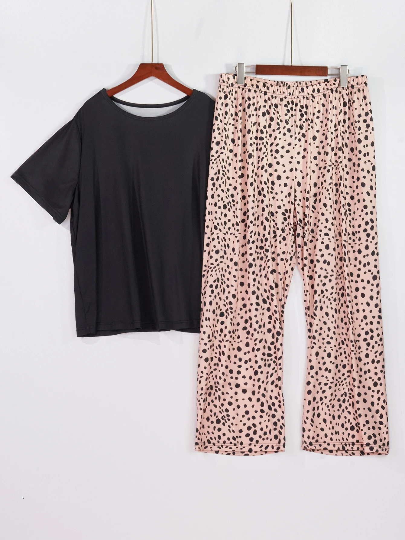 Home clothing large size pajama set plus short sleeved long pants can be worn with milk silk material 250122