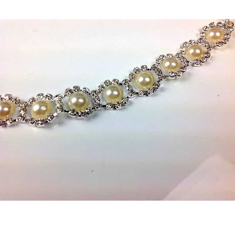 Adjustable Rhinestone Collar for Small Dogs Pearl Necklace Neck Strap Luxury Jewelry Cat Diamond Pet Accessories X250129