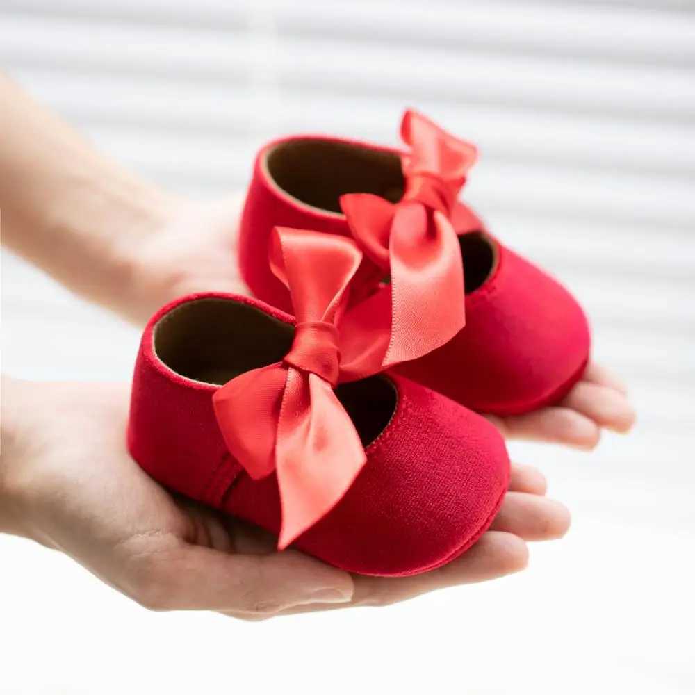 Meckior Baby Girl Shoes Cute Baby Sweet Princess Style Anti-Slip Bed Shoes Newborn Christmas Red Toddler Shoes New Years X250129