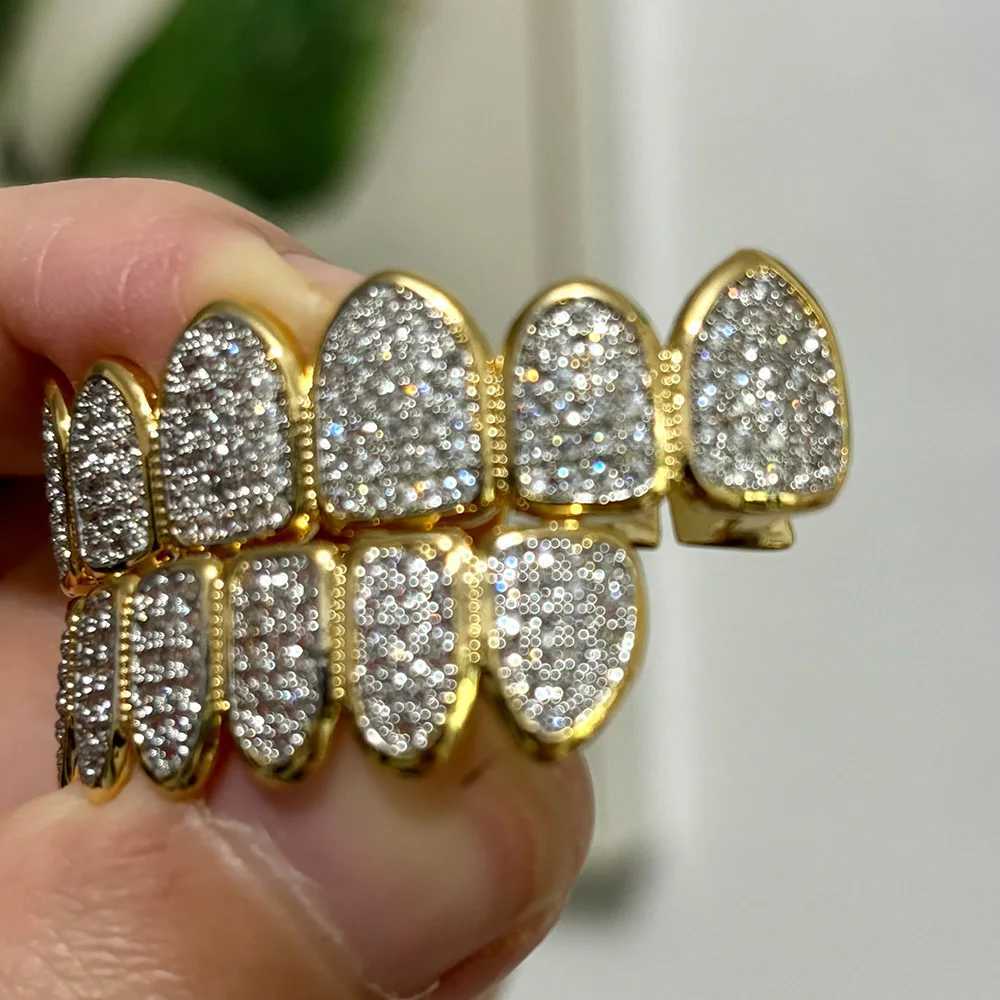 RACHELZ Hip Hop Full CZ Stone Teeth Grillz Gold Silver Color Cubic Zircon Tooth Caps For Women Men Jewelry Halloween GiftXJ250114