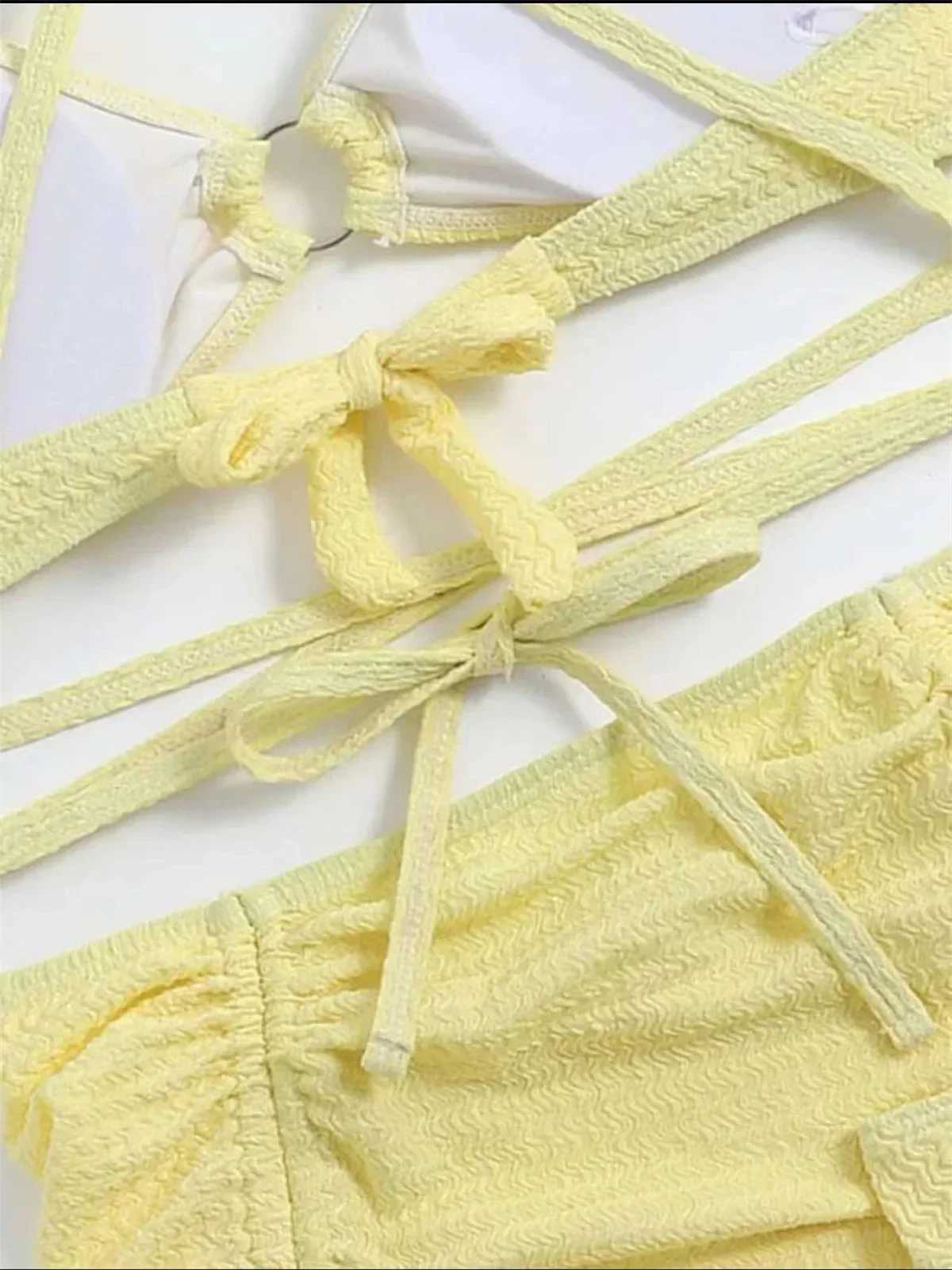 Sexy Yellow Bikini Women Solid Halter Ring Linked Criss Cross Cover Up 3 Piece Swimsuit 2024 Bathing Suit Ruffles Skirt SwimwearXJ250120