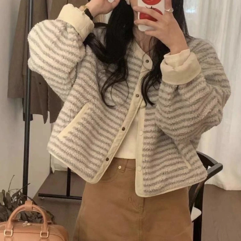 Korean Polar Fleece Jacket for Women Winter Striped Contrasting n Oneck Long Sleeve Warm Top Loose Casual Female Clothing 250113