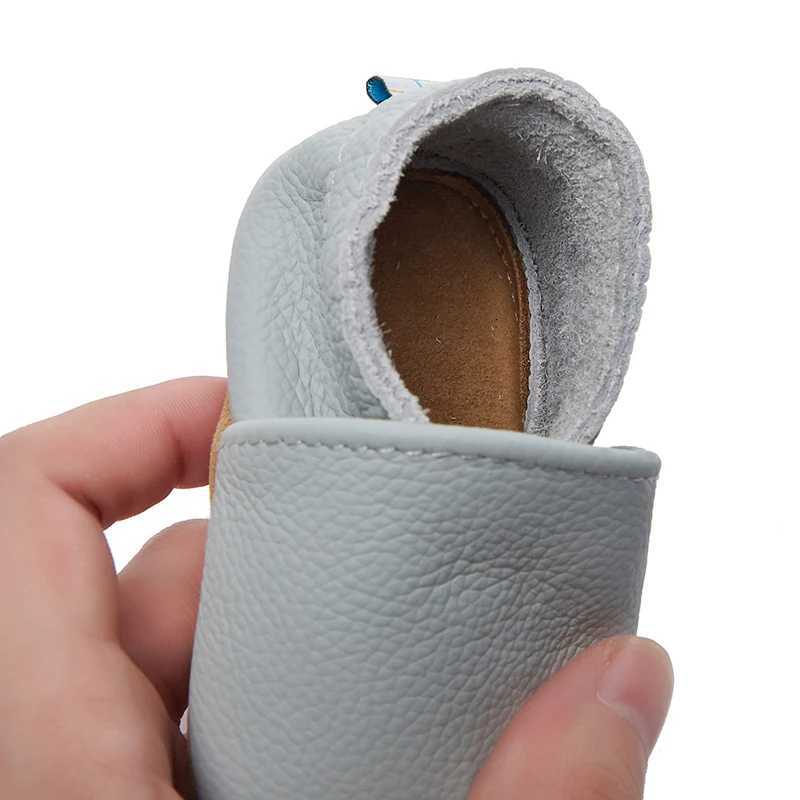 Genuine leather soft unisex baby shoes all sorts of colors of moccasins slip on infant shoes X250129