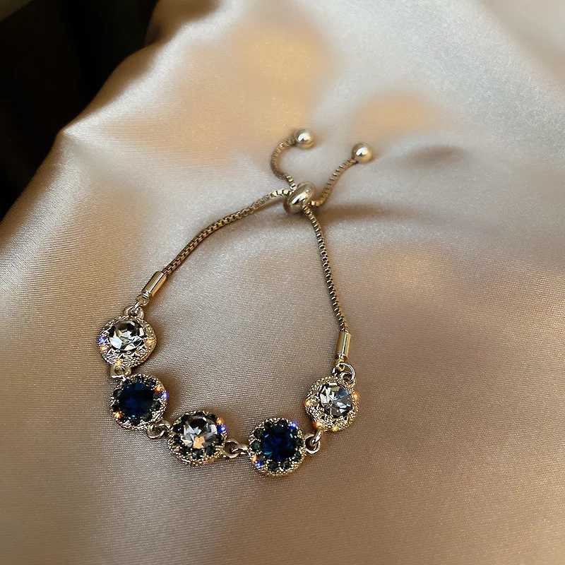 Luxury Blue Color AAA Zircon 18K Gold Plated Bracelets for Women 2023 New Fashion Vintage Bracelets Wedding Party Jewelry Gift X250625