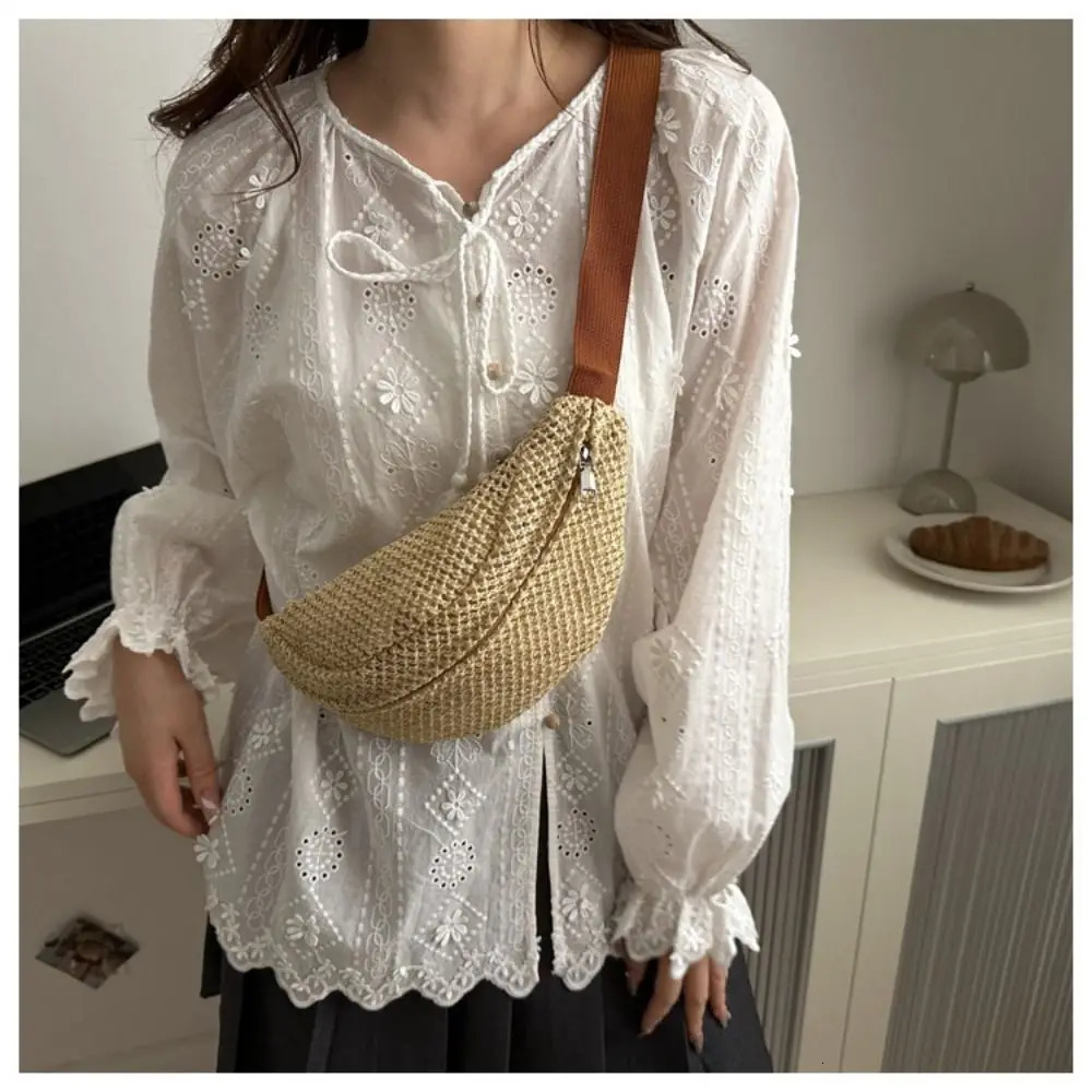 Half Moon Straw Woven Waist Bag Phone Anti-theft Handbag Large Capacity Portable Adjustable Sports Hiking Packs 250122