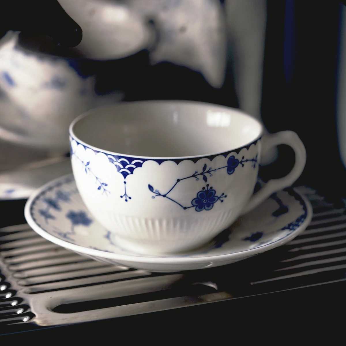 Vintage blue and white ceramic plate set coffee cup dessert rice bowl dinner plate set Instagram celebrity X250129