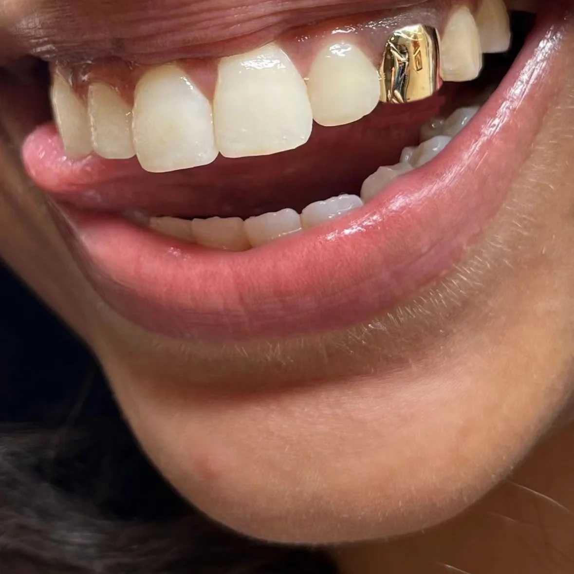 RACHELZ Classic Single Glossy Teeth Grillz Hip Hop 14K Gold Plated Tooth Caps Decor For Women Men Jewelry Party GiftXJ250114