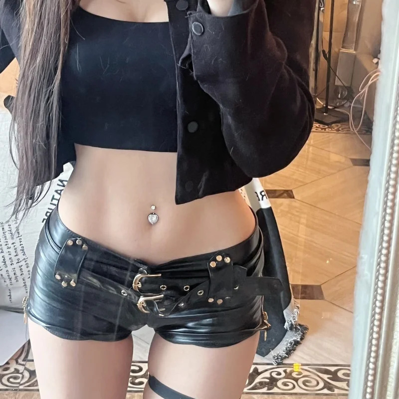 Women Sexy Pu Leather Shorts Vintage Gothic Black Y2K Low Waist A-line Super Shorts Nightclub Boots Pants 250118