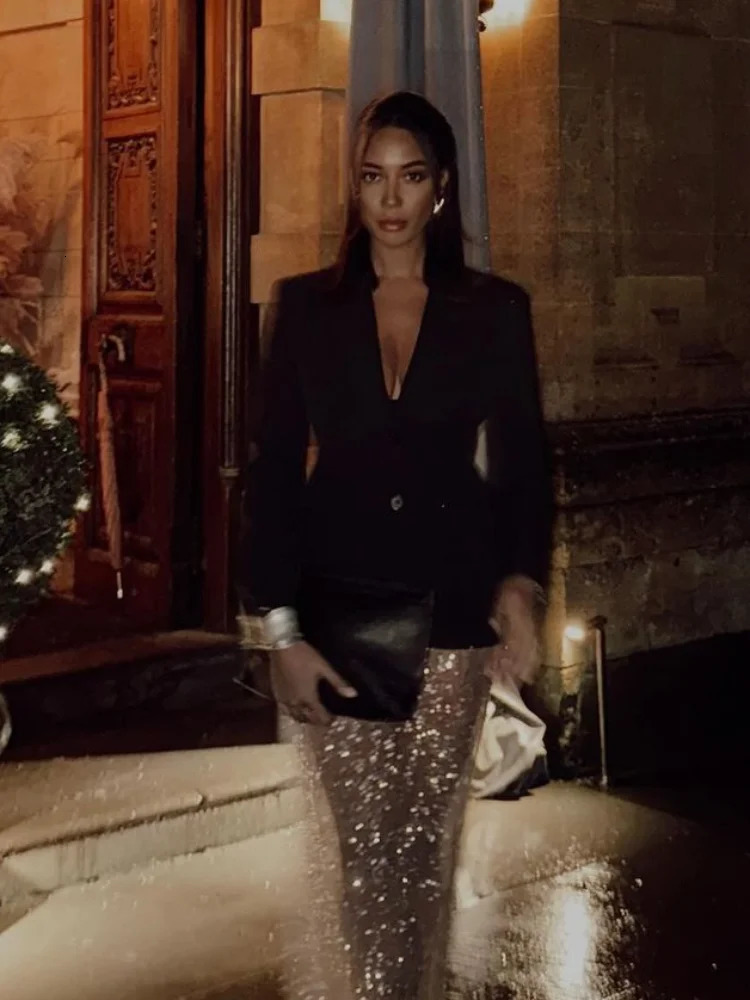 Woman Elegant Slim Fit Lapel Pocket Suit Jacket Fashion Solid Color Single Breasted Long Sleeved 2025 Chic Ladies Outwear 250113