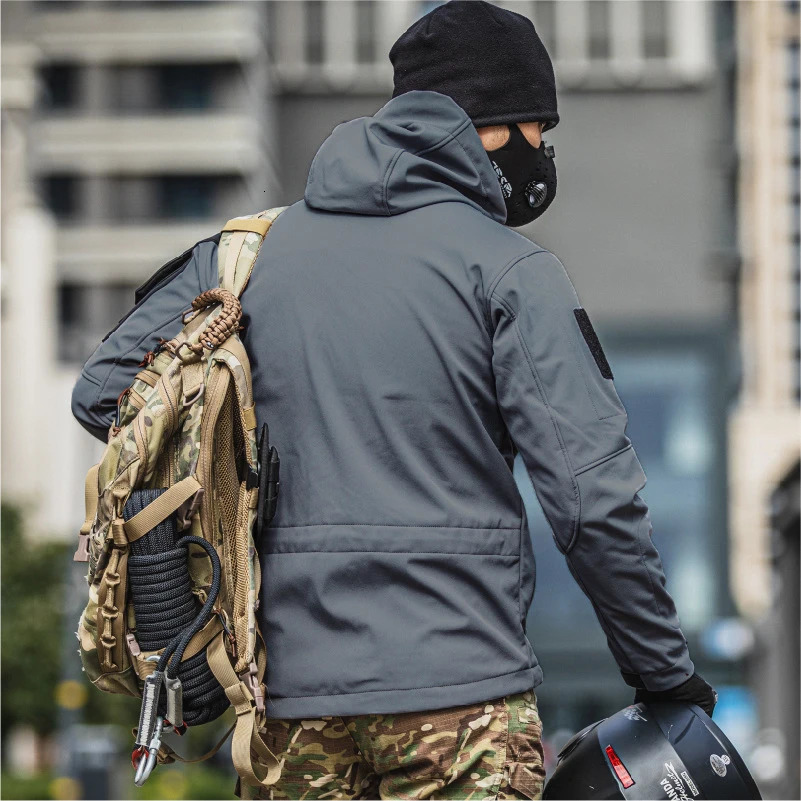 Mens camping climbing hiking soft shell windproof jacket Parkas fishing raincoat tactical field mens 250122