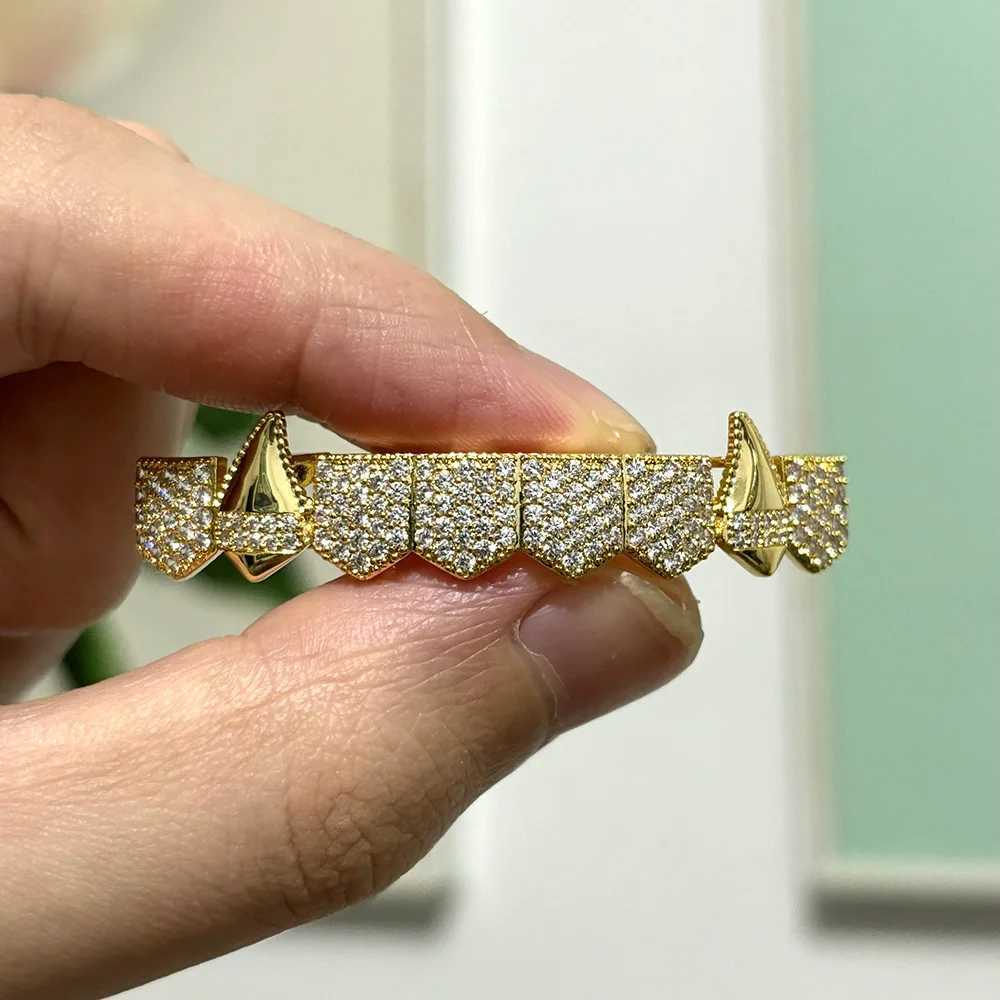 RACHELZ Full Iced Out CZ Stone Teeth Grillz Gold Color Cubic Zircon Tooth Caps For Women Men Jewelry Halloween GiftXJ250114
