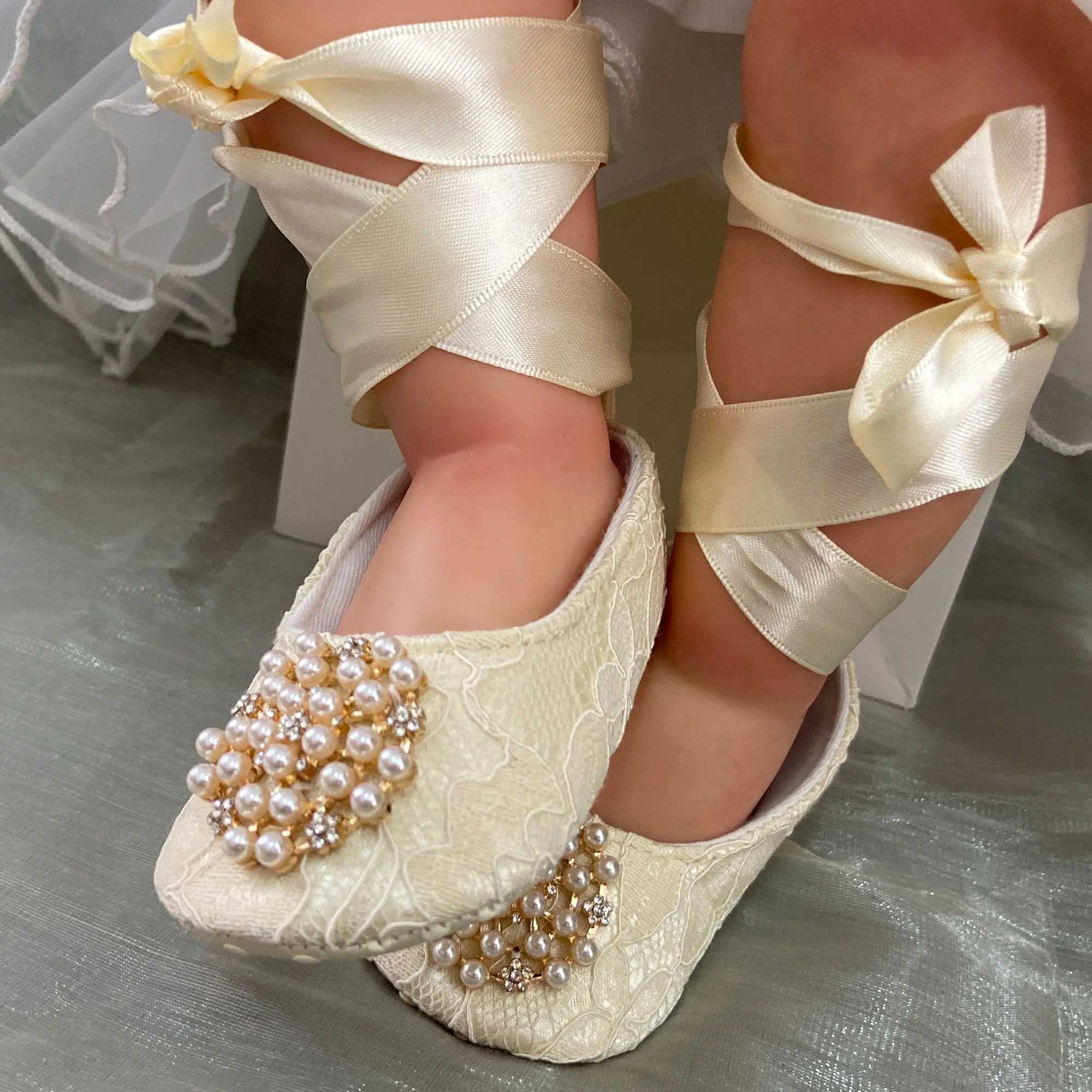 Ivory Lace Baptist Girls Shoes Photography Flower Baby Sparkling Pearl Christmas Shoes Soft and Comfortable Baby Shoes X250129