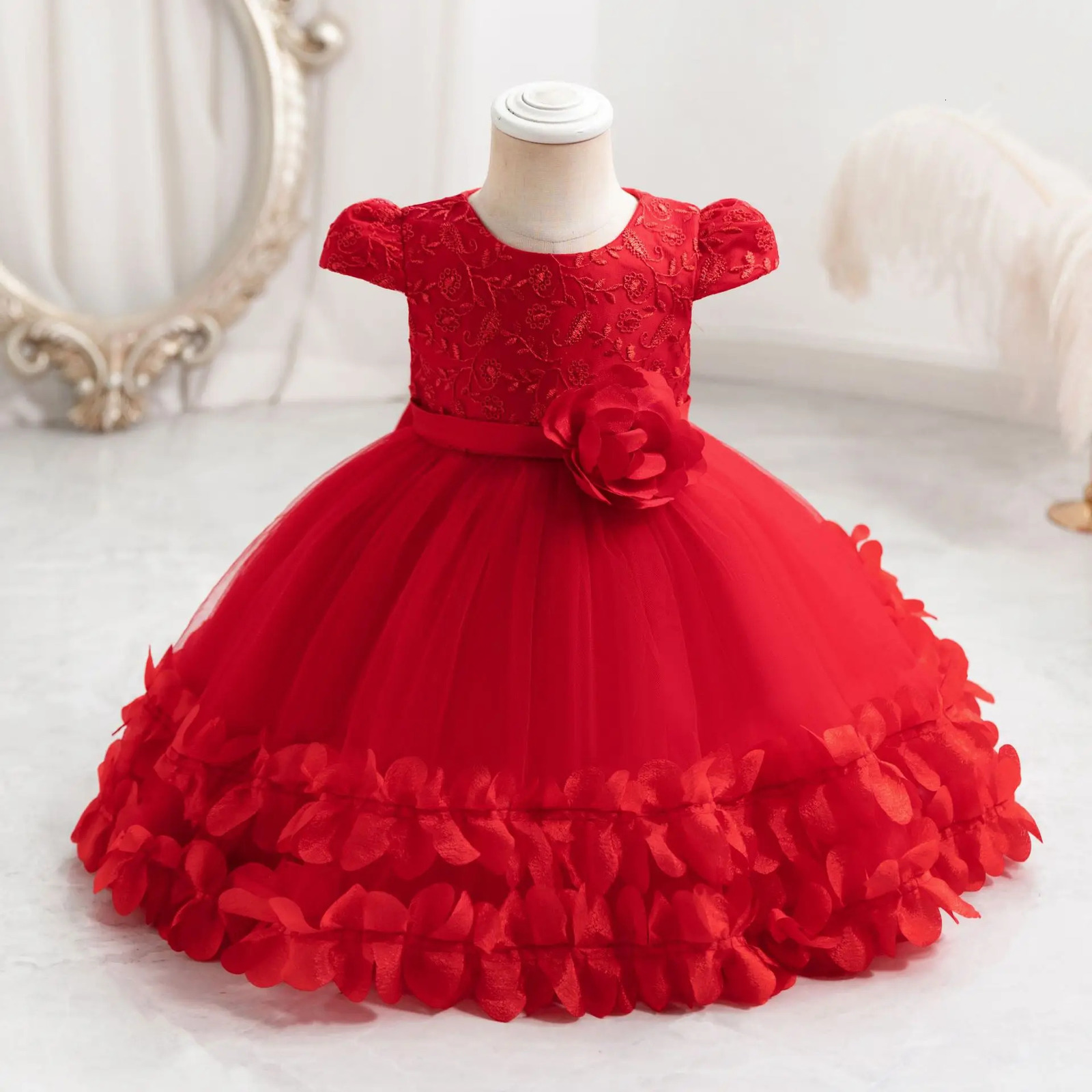Flower Princess Dress For Girls 0 to 12 months Cute Bowknot Petal Clothes Baby Girl Gowns Embroidery Toddler born One-piece 250120