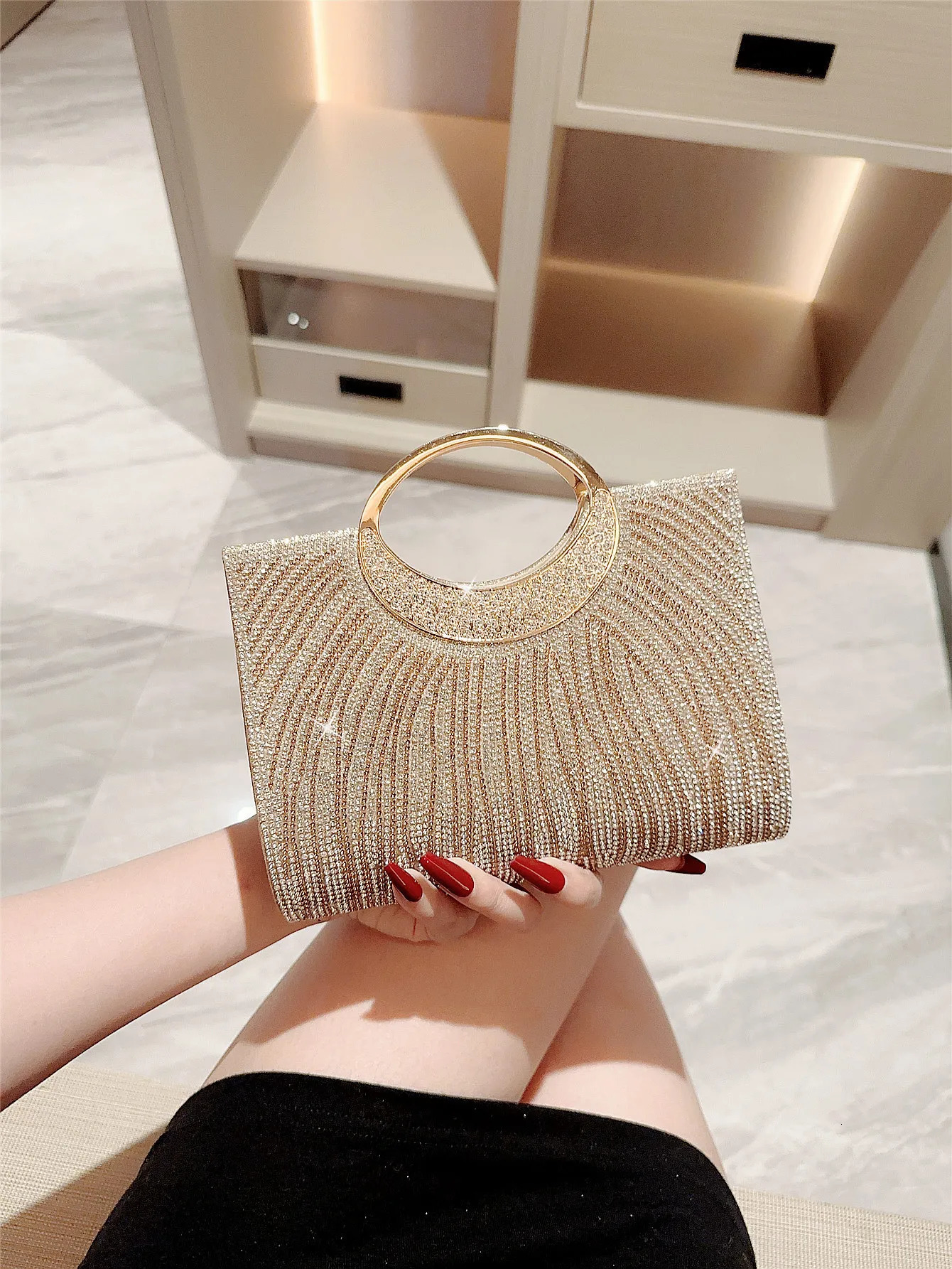 Fashion banquet bag sparkling rhinestone striped handbag wedding bridesmaid bag evening party bag formal dress bag shoulder 250118