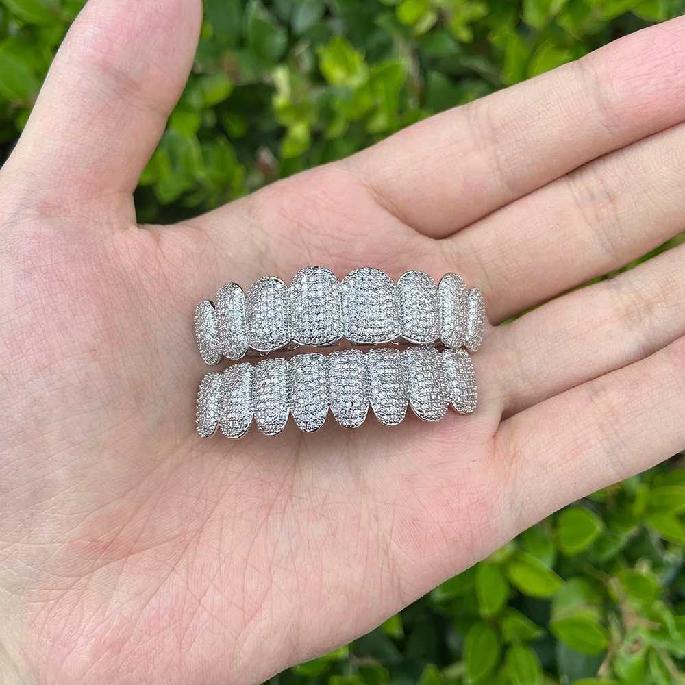 RACHELZ Punk Iced Out CZ Stone Teeth Grillz Hip Hop Silver Color Zircon Tooth Caps Decor For Men Women Dental Grills JewelryXJ250114