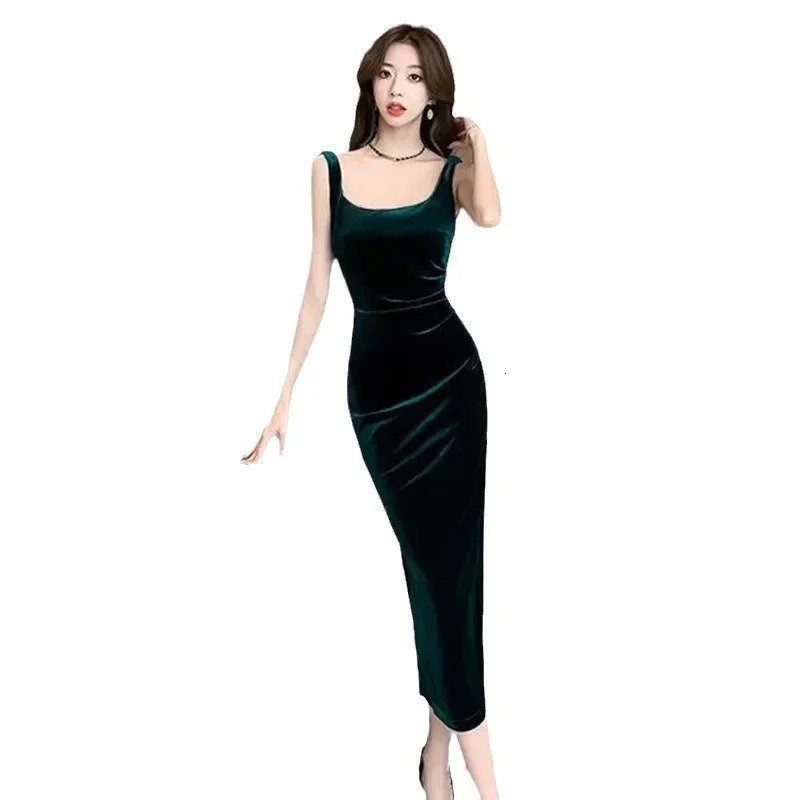 social style retro dress for weight loss and slimming suitable for women fashionable sexy elegant smooth velvet dress 250110