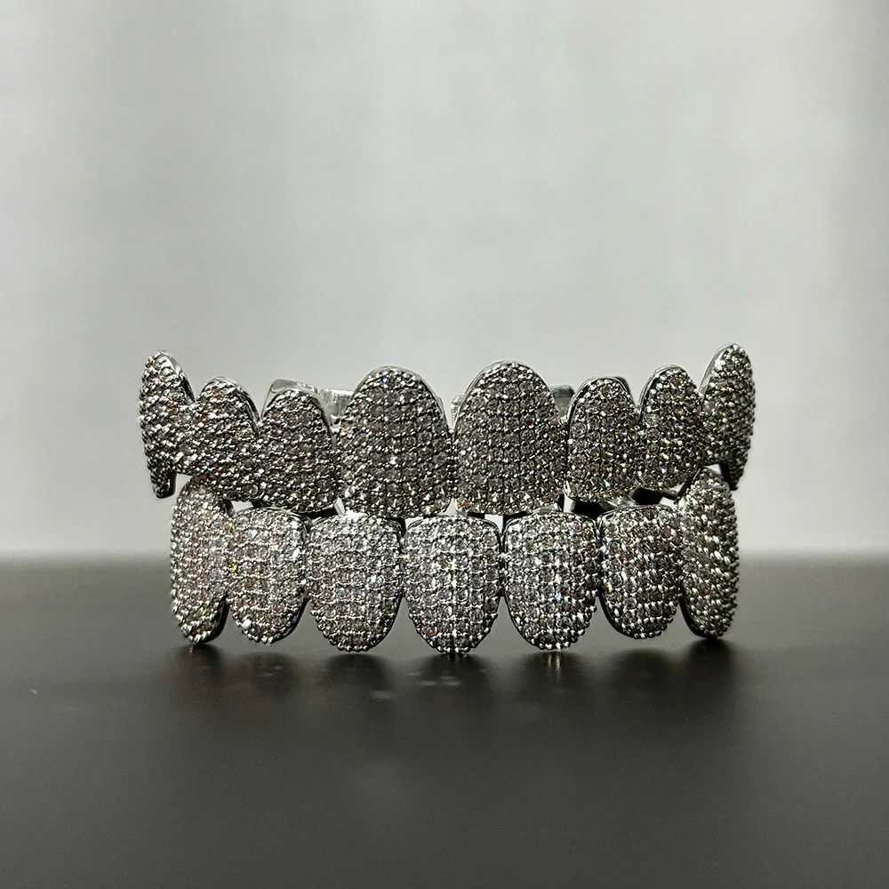 RACHELZ 8/7 Iced Out CZ Stone Teeth Grillz Braces Fangs Hip Hop Full Cubic Zircon Tooth Caps For Women Men Jewelry CosplayXJ250114