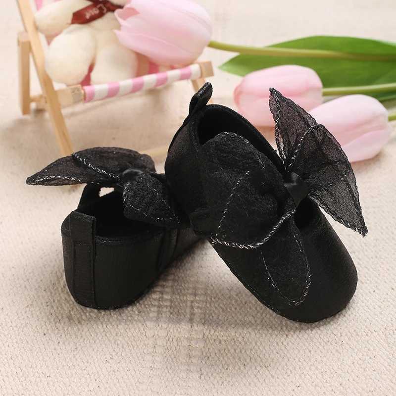 Soft Cotton Lace Baby Girl Princess Shoes 2023 Newborn Moccasins Shoes Cotton Sole Prewalker Anti slip Toddler Step X250129