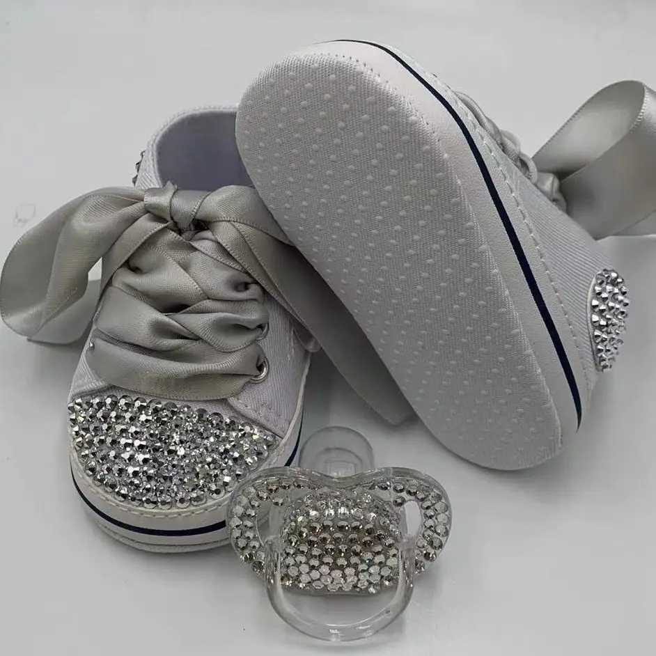 Preschool shoes canvas sports shoes newborn boys and girls rhinestone sparkling diamond baby shoes X250129