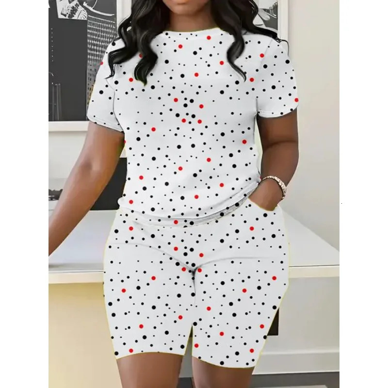 Plus Size Loose Dot Style Printed Casual Commuting Micro Elastic Set Summer Fashion Round Neck Womens Short Sleeve Shorts 250122