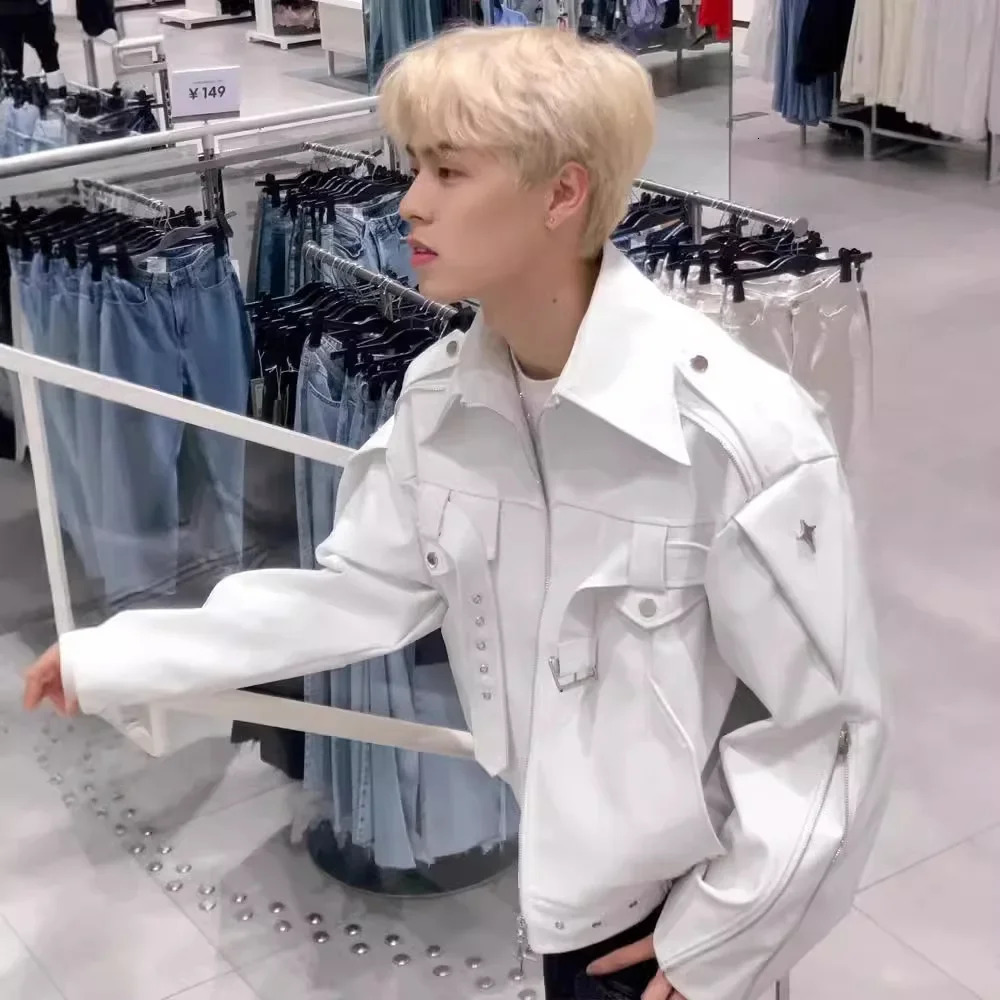 Vintage American Style White Leather Jacket For Men Casual Trendy Niche Cropped Motorcycle Jacket Loose Fit Spring Autumn 250120