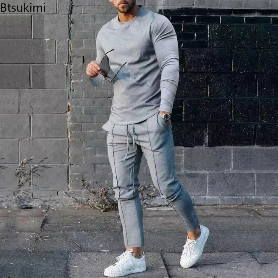 2025 Spring Mens Casual Sport Twopieces Fashion Solid Long Sleeve Oneck Tshirt and Sweatpants Suits Men Tracksuit Outfit 250110