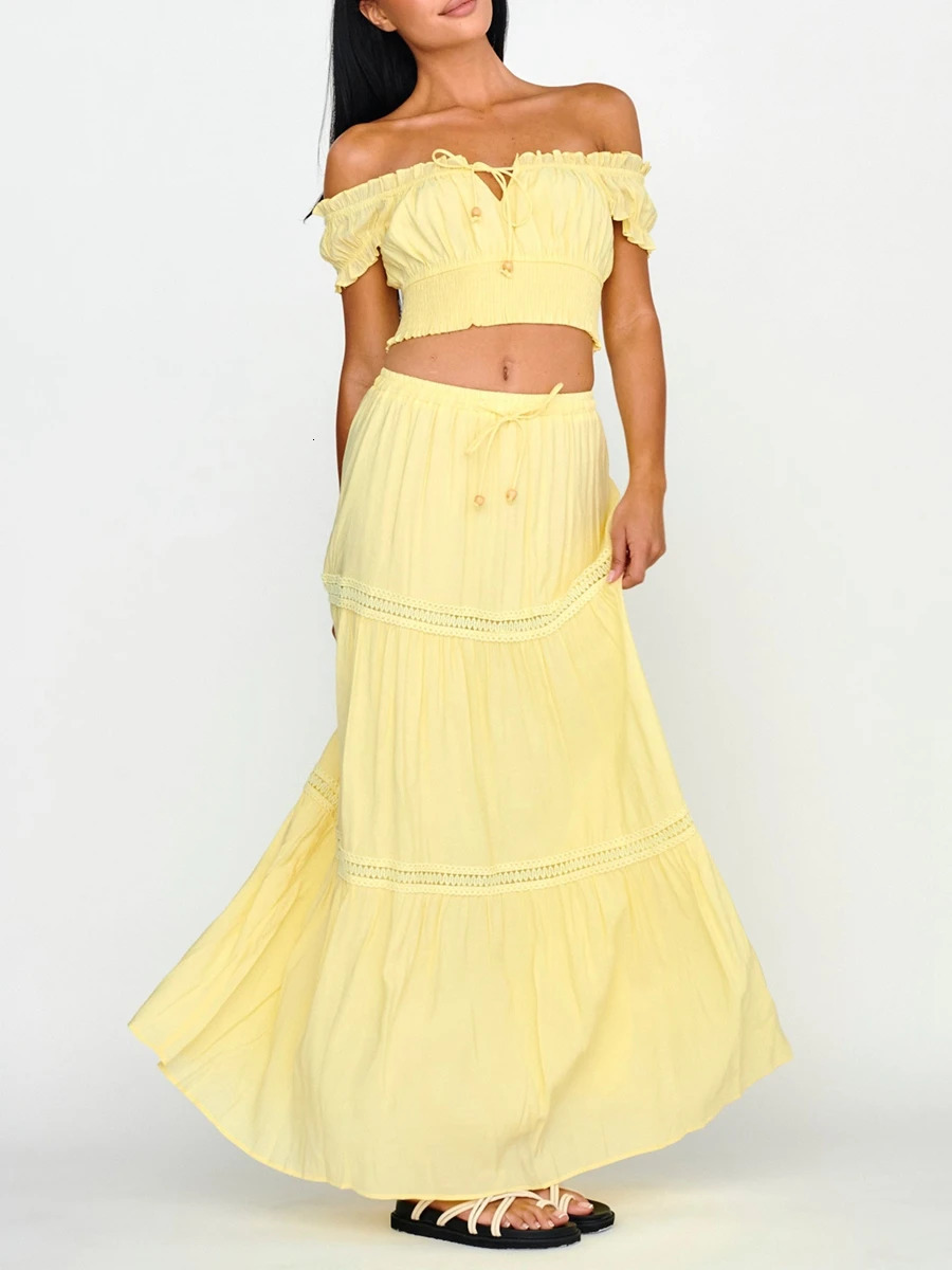 Summer womens 2-piece Bohemian dress shoulder cut top paired with high waisted long skirt beach dress set 250110