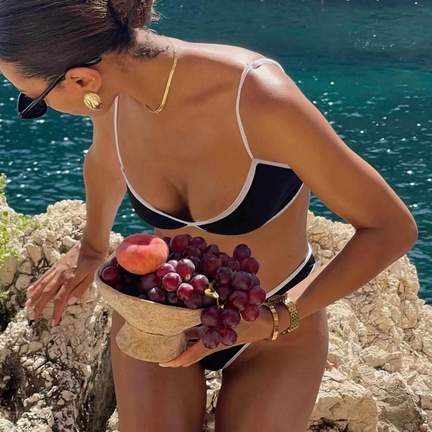 Black White Micro Bikini 2024 Brazilian Biquini Bandeau Padded Thong Swimsuit Women High Cut Bathing Suit Fe Solid MonokiniXJ250120