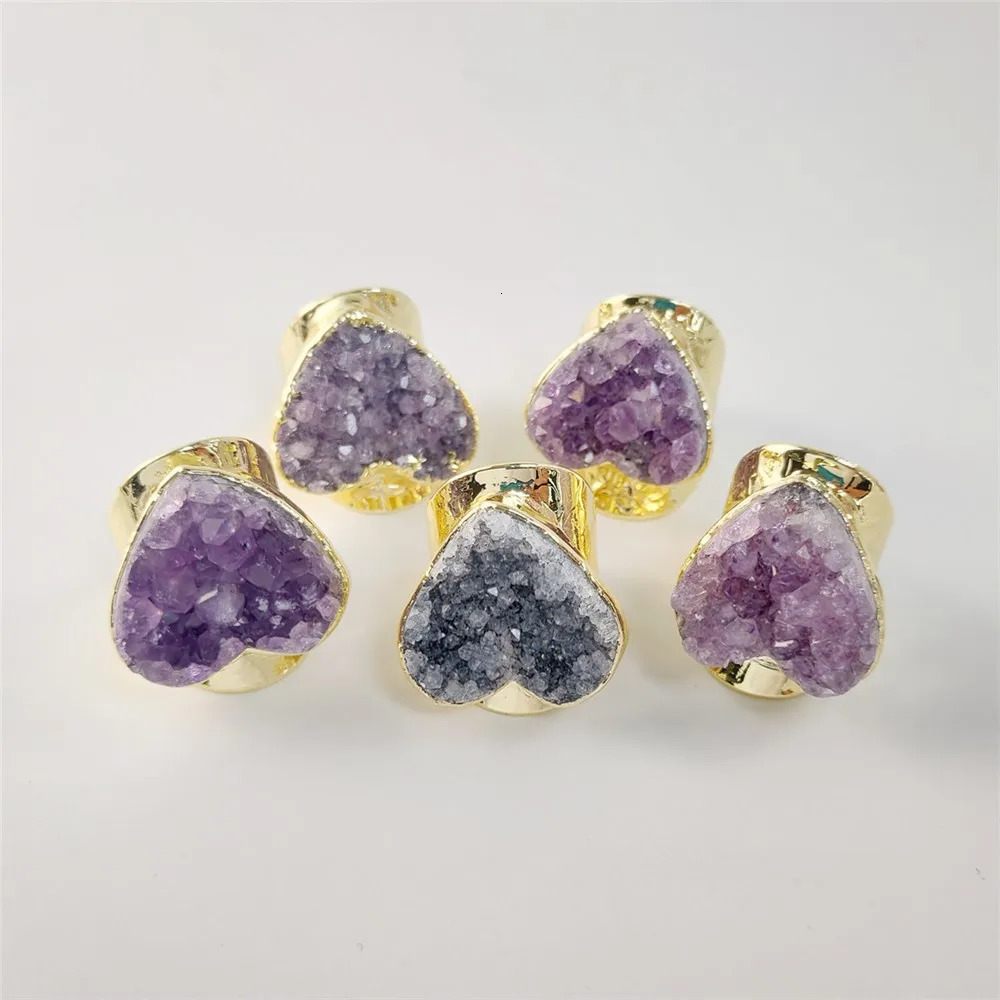 FUWO Wholesale Natural Amethysts Cluster Cuff RingsAmazing Heart Shaped Golden Plated Brass Jewelry For Women 5Pcs/Lot RG001G 250121