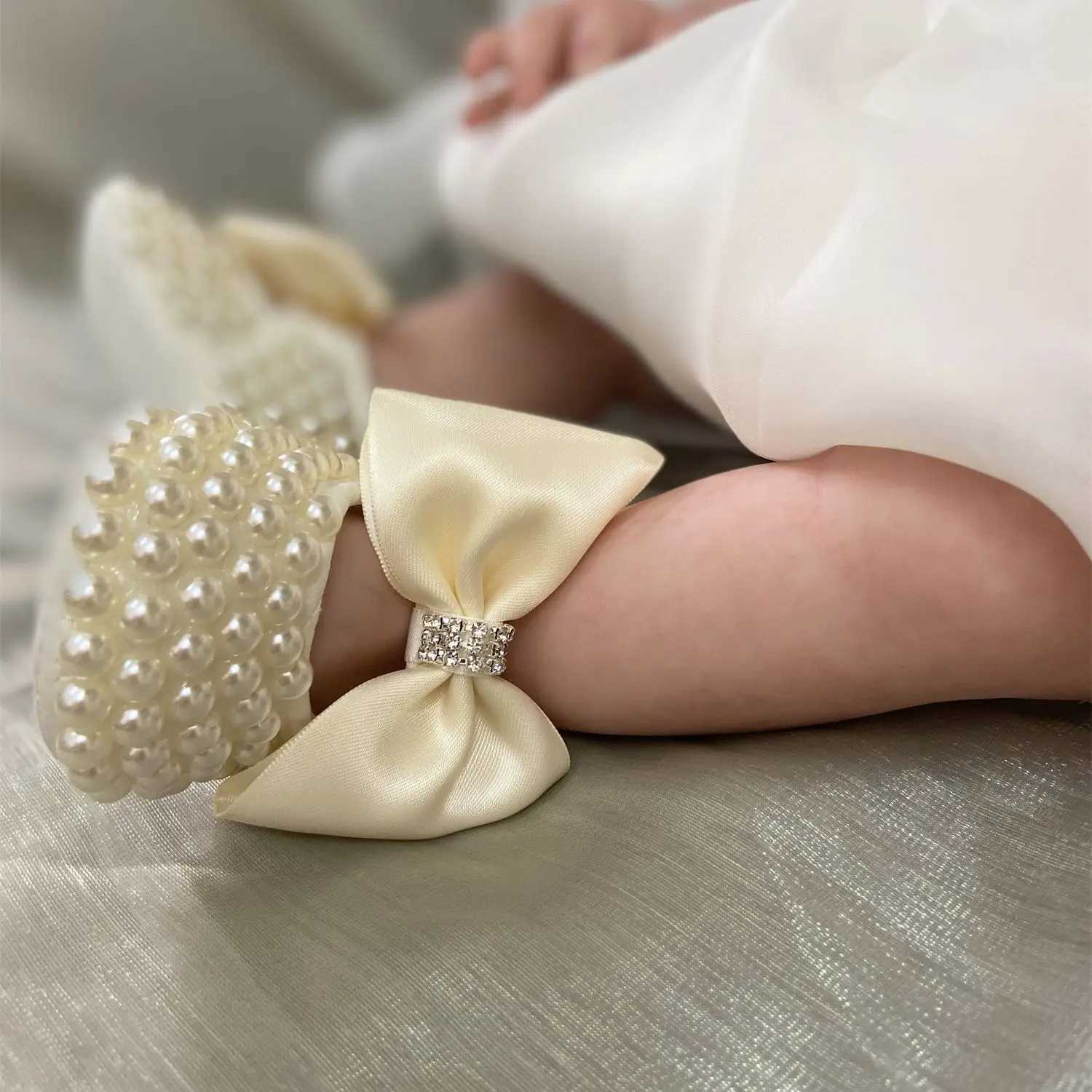 Ivory Lace Baptism Girl Shoes Photography Flower Baby Glitter Pearly Christening Shoes Soft Comfortable Infant Footwear X250129
