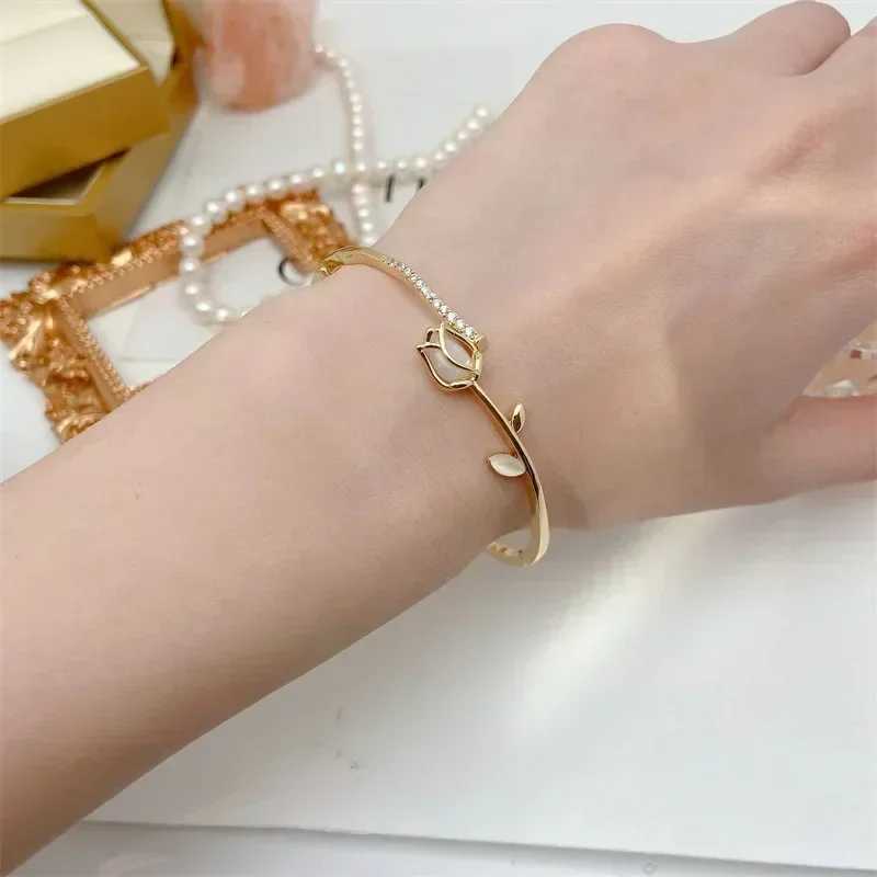 Exquisite Opal Tip Zircon Bracelet for Wen Fashionable Personali Daily Accessory Party Jewelry Birthday Anniversary Gifts X250129