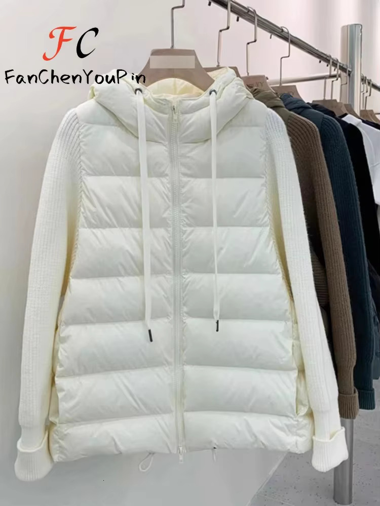 Women's Autumn Winter New Fashion Standing Neck Knitted Spliced Jacket Top Elegant Solid Zip Pocket Thickened Cardigan Coat