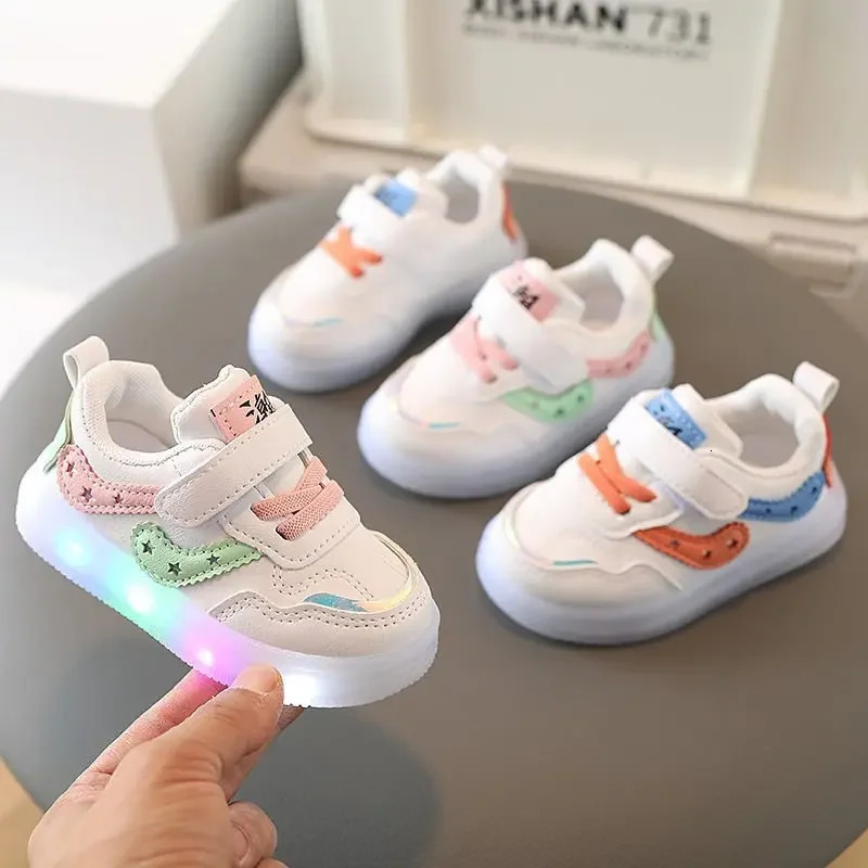 Spring Autumn Baby Girls Led Light Shoes Childrens Sneakers Toddler Glowing Outdoor Breathable Shoe 250115
