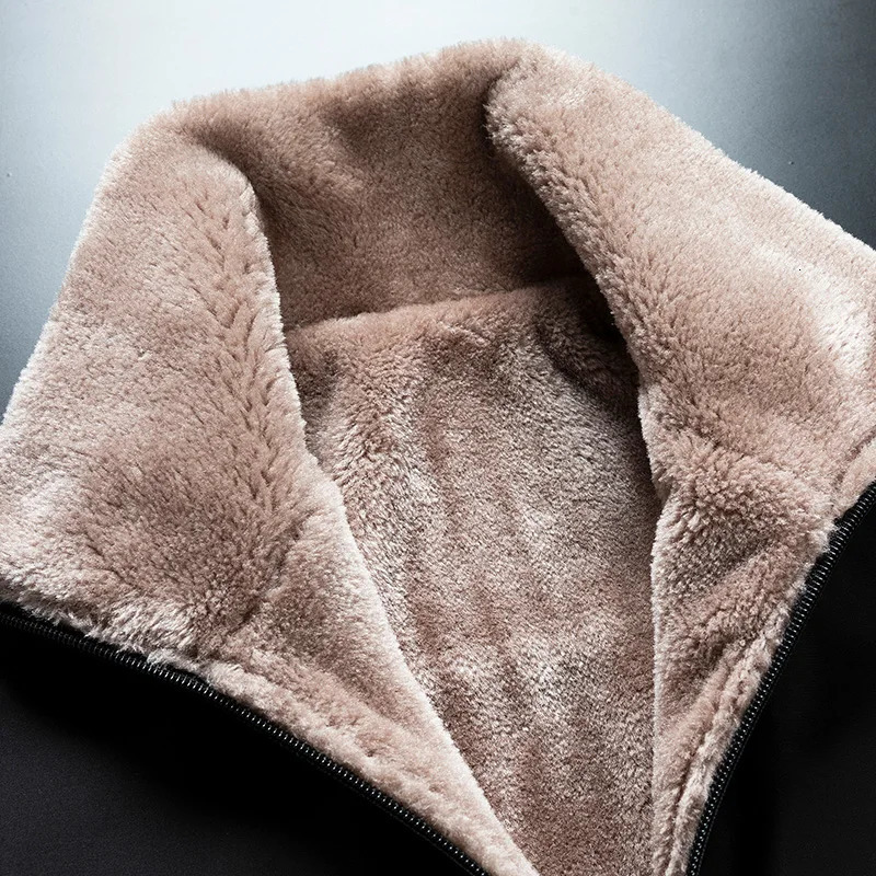 Men Winter Windproof Warm Thick Fleece Jacket Men Fashion Casual Coat Men Autumn Outwear Outdoor Classic Jacket Men 250117