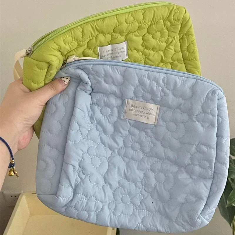 Large Flower Pattern Women Makeup Toiletries Cosmetic Organizer Zipper Bag Travel Wash Pouch Cosmetic Bag Female Make Up Bag250114