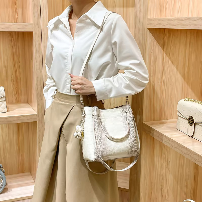 Brand Leather 2024 New Portable Bucket Bag Women's Handbags Large Capacity Single Shoulder Crossbody Bags