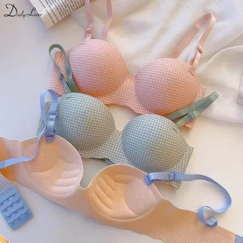 Seamless Bras for Women Ice Silk Simple Small Breasts Gather Thick Push Up Bralette No Steel Rings Lingerie Comfort Underwear 250122