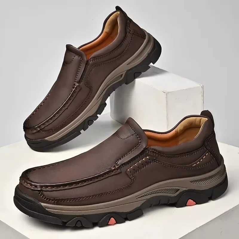 Senior Brand Male Hiking Footwear Genuine Leather Male Loafers Thick Bottom Business Shoes Slip- Leather Mens Casual ShoesXJ250118