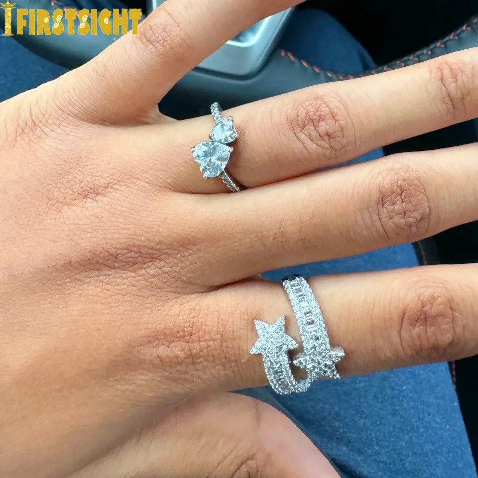 Iced Out Star Ring Silver Bling 5A CZ zircon open adjustment bright star charm fingers suitable for womens hip-hop jewelry 250109