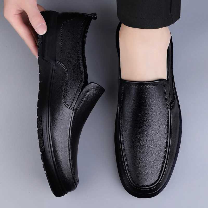 Genuine Leather Men Loafers Handmade Mens Casual Shoes Business Dress Flats Breathable Luxury Brand Man Driving ShoesXJ250118