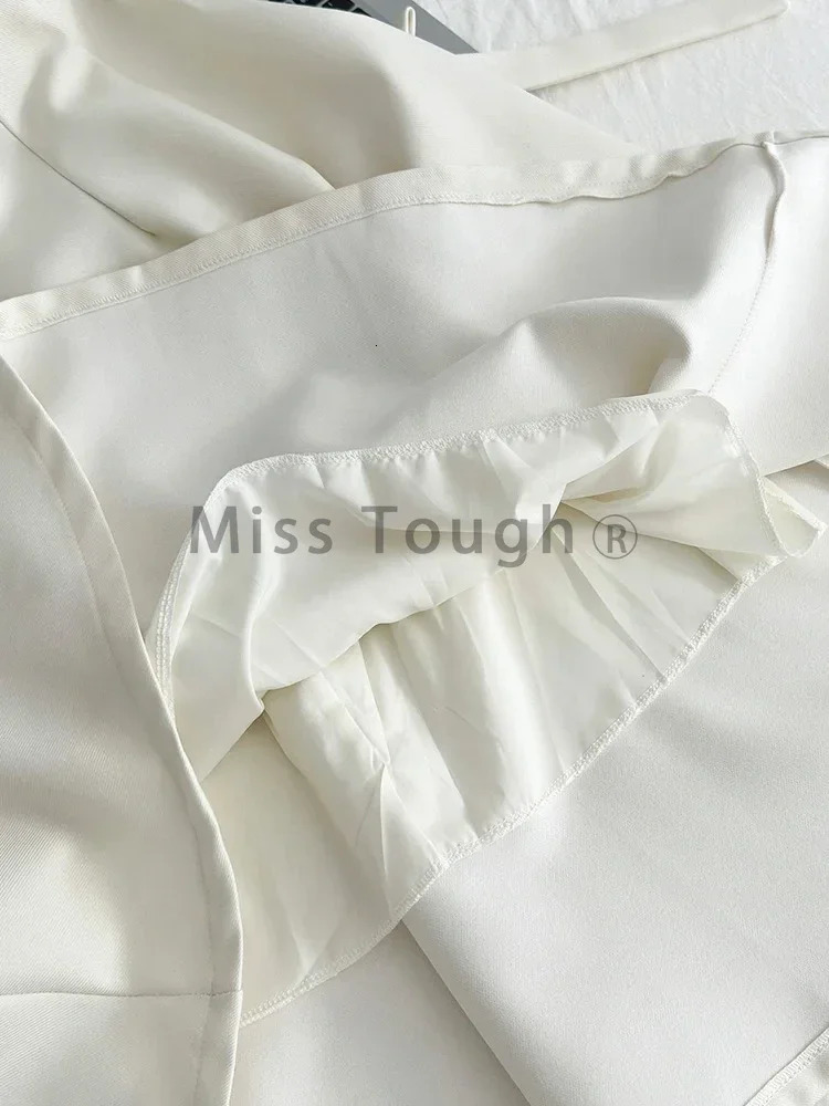 Autumn Winter French Elegant Socialite Chic Two Pieces Set Women Bow Button TopPleat Long Skirt Female Pretty n Suits 250122