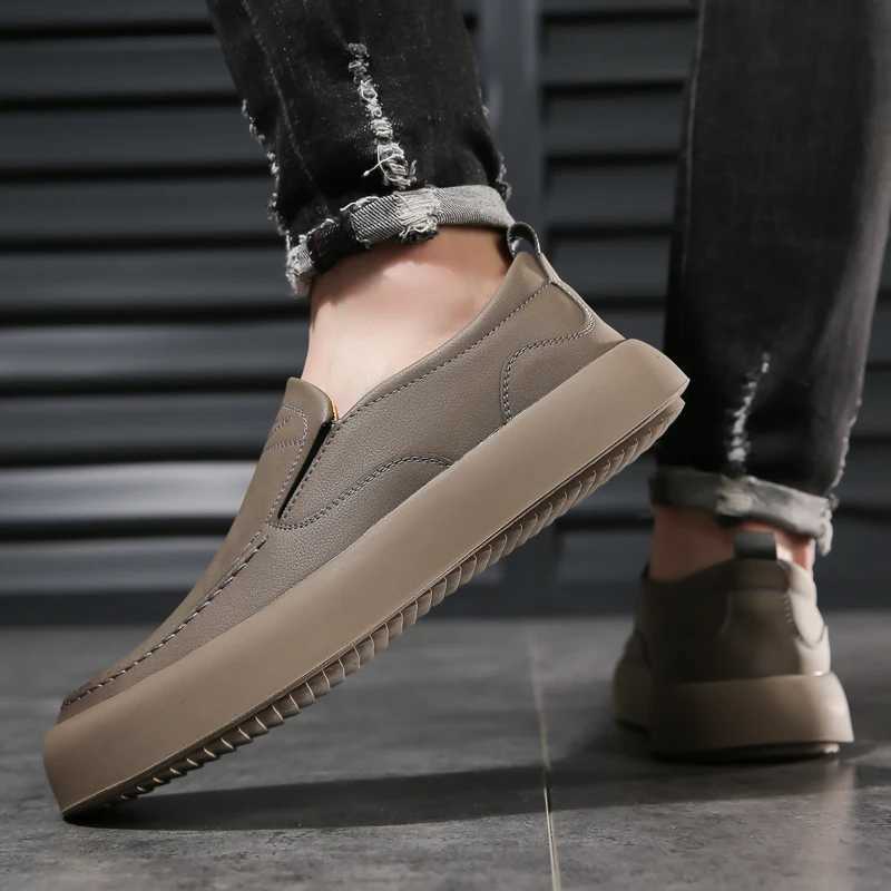 Luxury Brand Designer Mens Shoes Genuine Leather Slip Loafers Mocasines Summer Breathable Driving Shoes Walking Men SneakersXJ250118