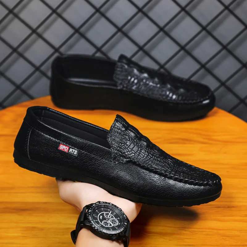 Men Loafers Casual Shoes Boat Shoes Mens Mocassins 2023 New Fi Driving Shoes Slip Walking Flats Leather Mocassin HommeXJ250118