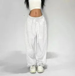 Casual and Comfy Grey Sweatpants for Women with Starchy Waist Loose Fit Parachute Pants 250108
