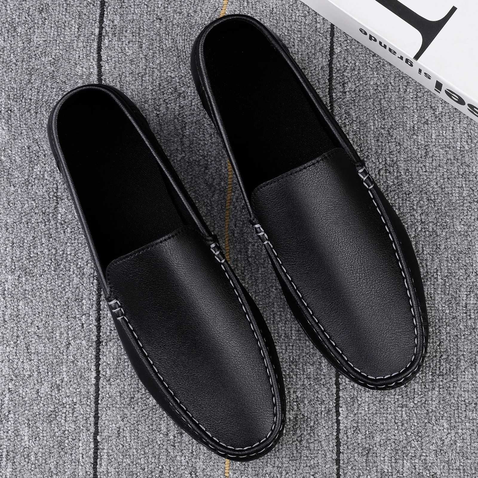2022 Fi Mens Shoes High Quality Brand Loafers Comfy Leather Boats Shoes White Men Summer Casual Shoes Mocassin Plus Size 47XJ250118