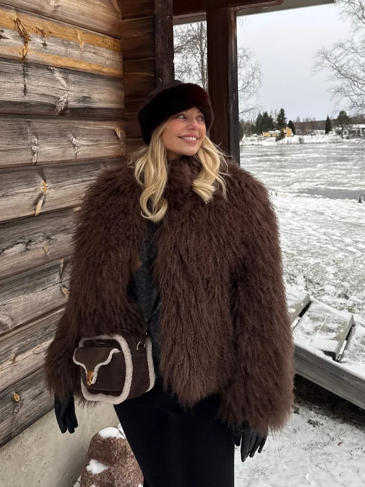 2025 Winter Lapel Thicken Fluffy Fur Coat Women Chic Brown Oversized Full Sleeve Plush Furry Jacket Lady High Streetwear 250115