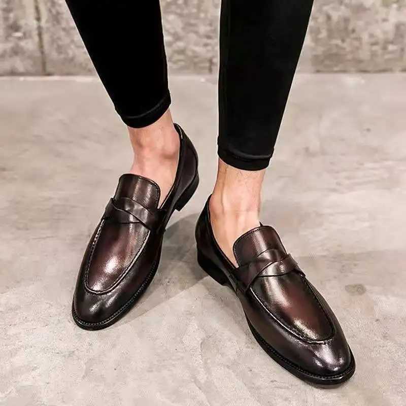 Luxury Designer Men Shoes 2022 New PU Leather Casual Driving Zapatos De Hombre Slip- Breathable Black Brown Male LoafersXJ250118