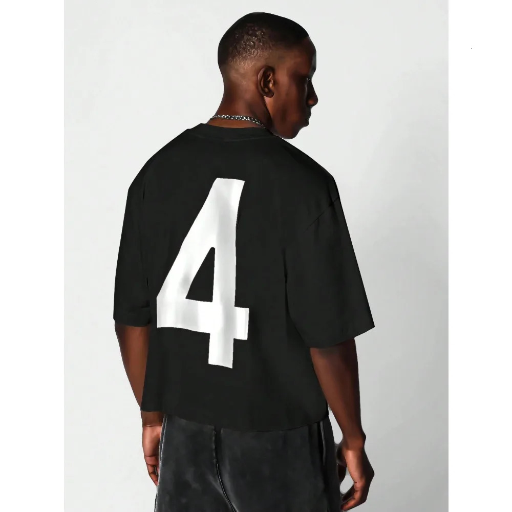 Tee 4 Graffiti Graphic Printed Tshirt for Men and Women Oversized Short Sleeved Cotton T Shirt Rock American Loose Clothing 250122